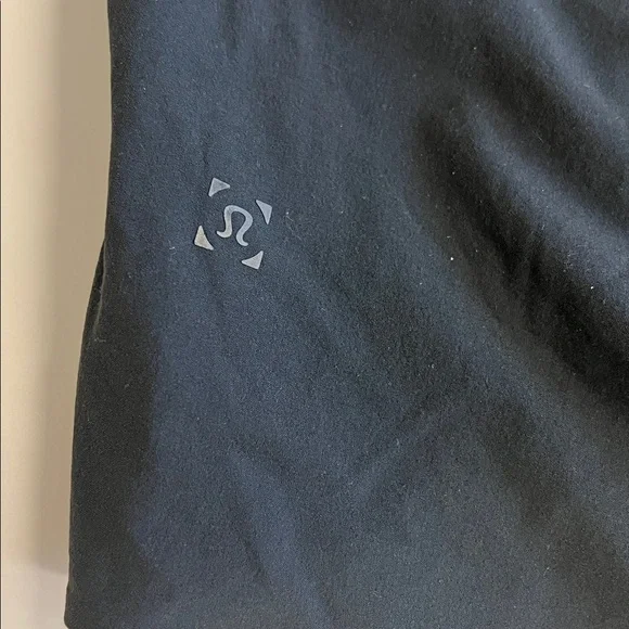 Lululemon In Mind Short 9” Size Small - Picture 3 of 7